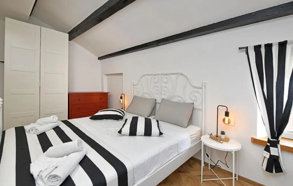 Casa Vento By Villas Guide Пореч