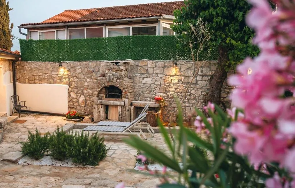 Casa Vento By Villas Guide Пореч